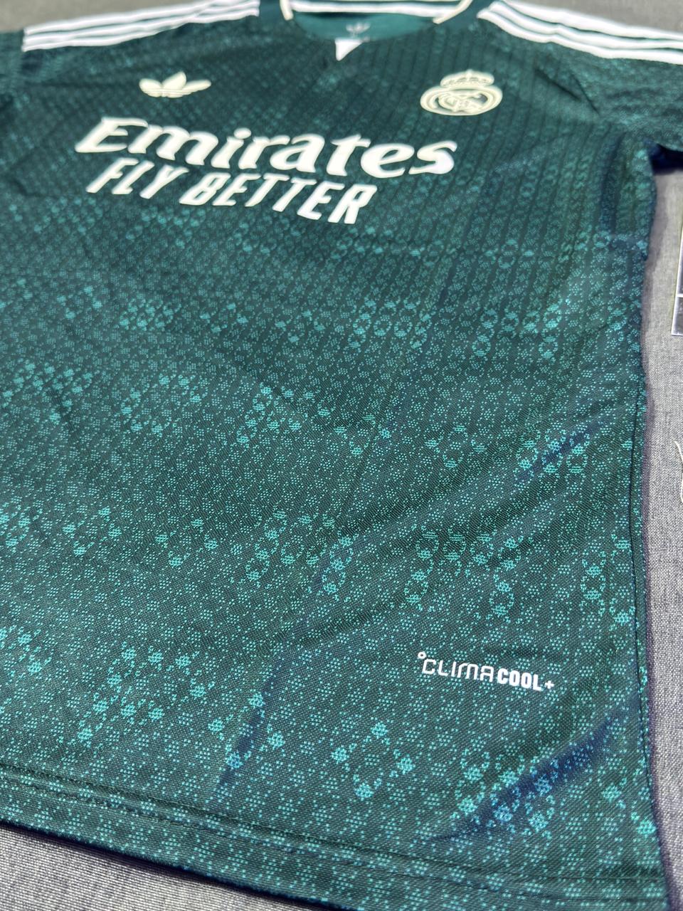 26/27 Real Madrid third kit — photo 4 of 6