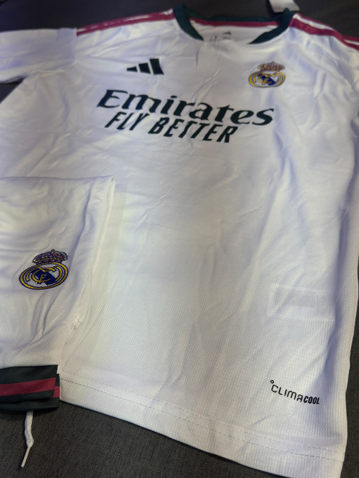 26/27 Real Madrid Home set — photo 4 of 6