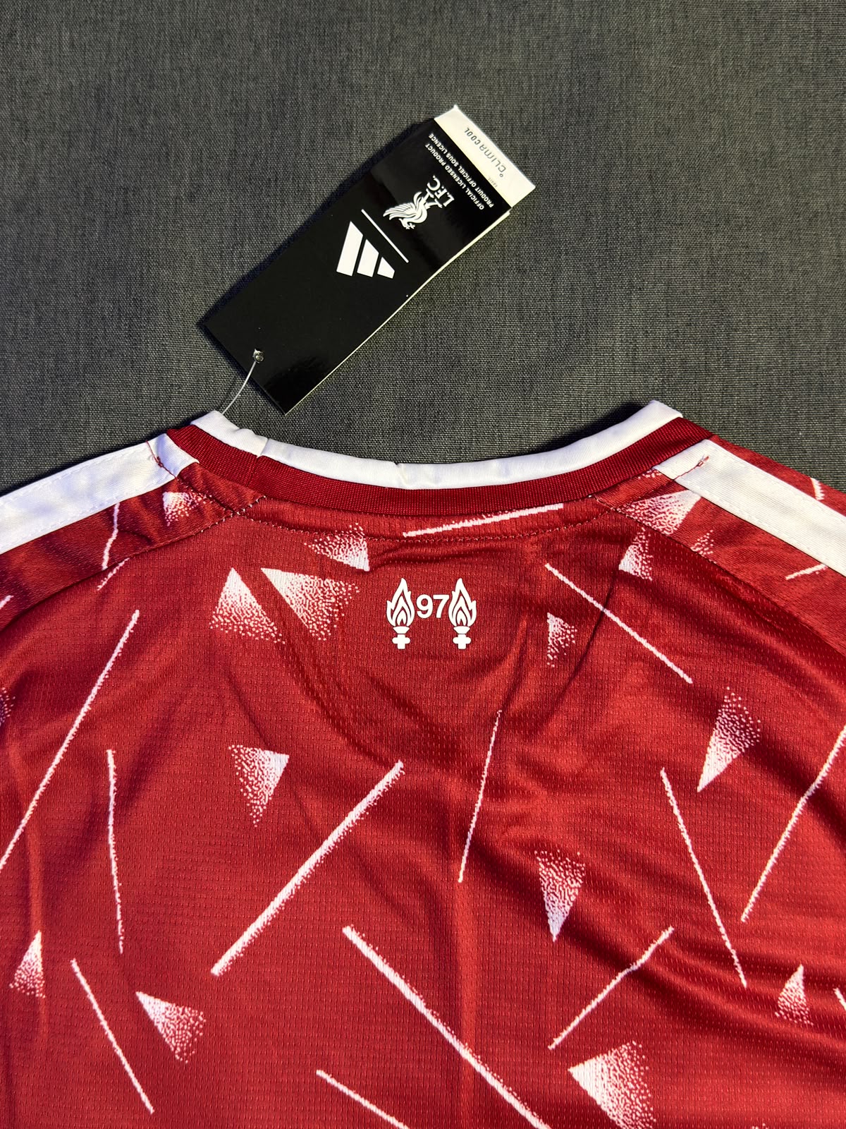 26/27 Liverpool home fan — photo 5 of 5