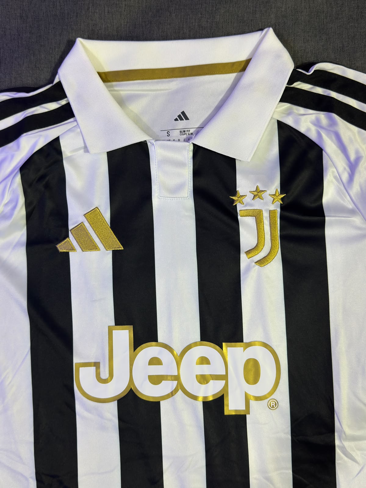 26/27 Juventus home — photo 2 of 4
