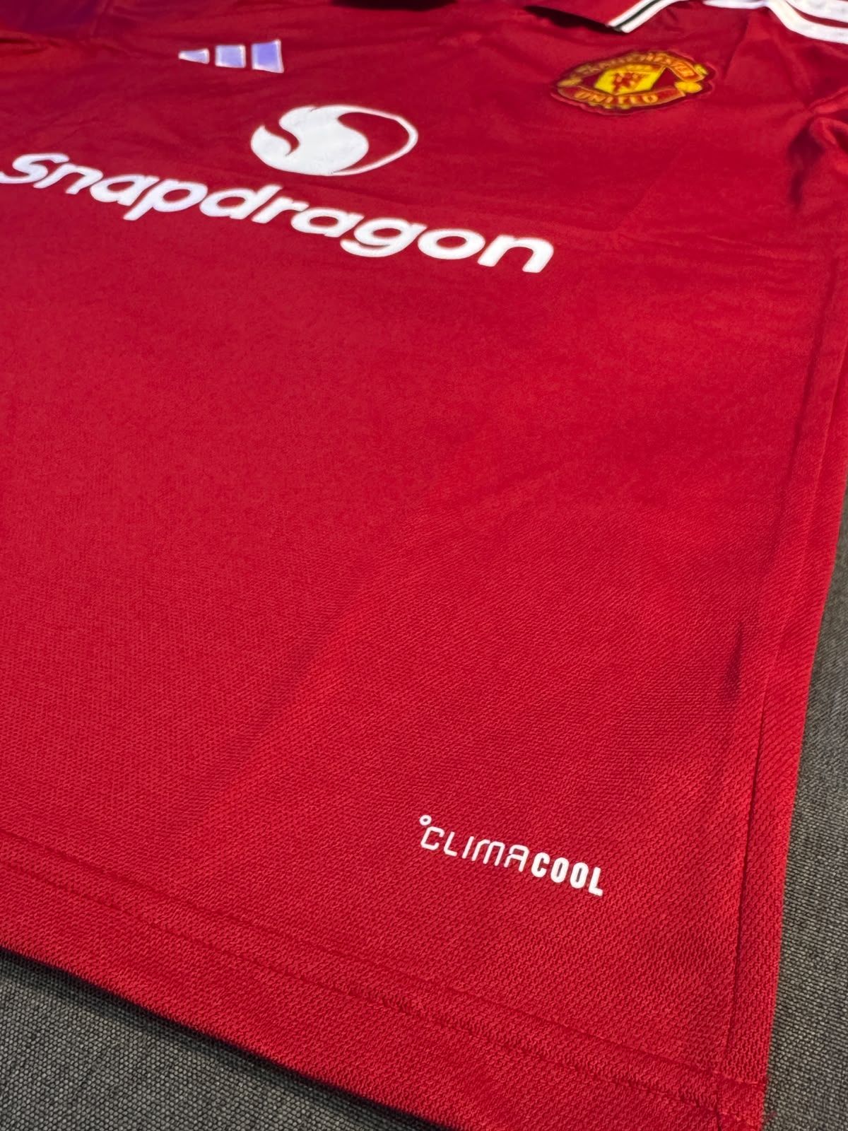 26/27 Manchester United home fan — photo 4 of 6