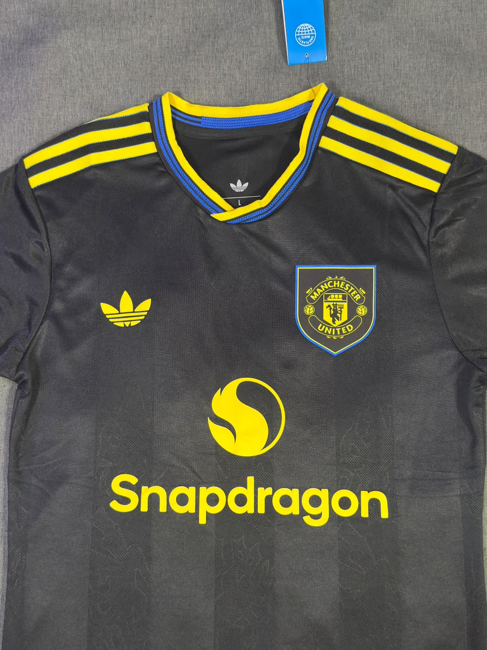 25-26 Manchester united third kit/Player — photo 2 of 6