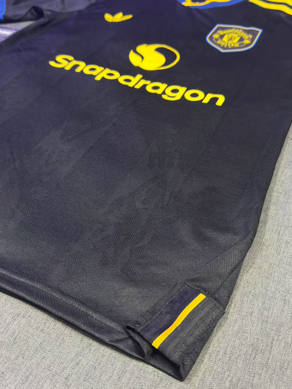 25-26 Manchester united third kit/Player — photo 5 of 6