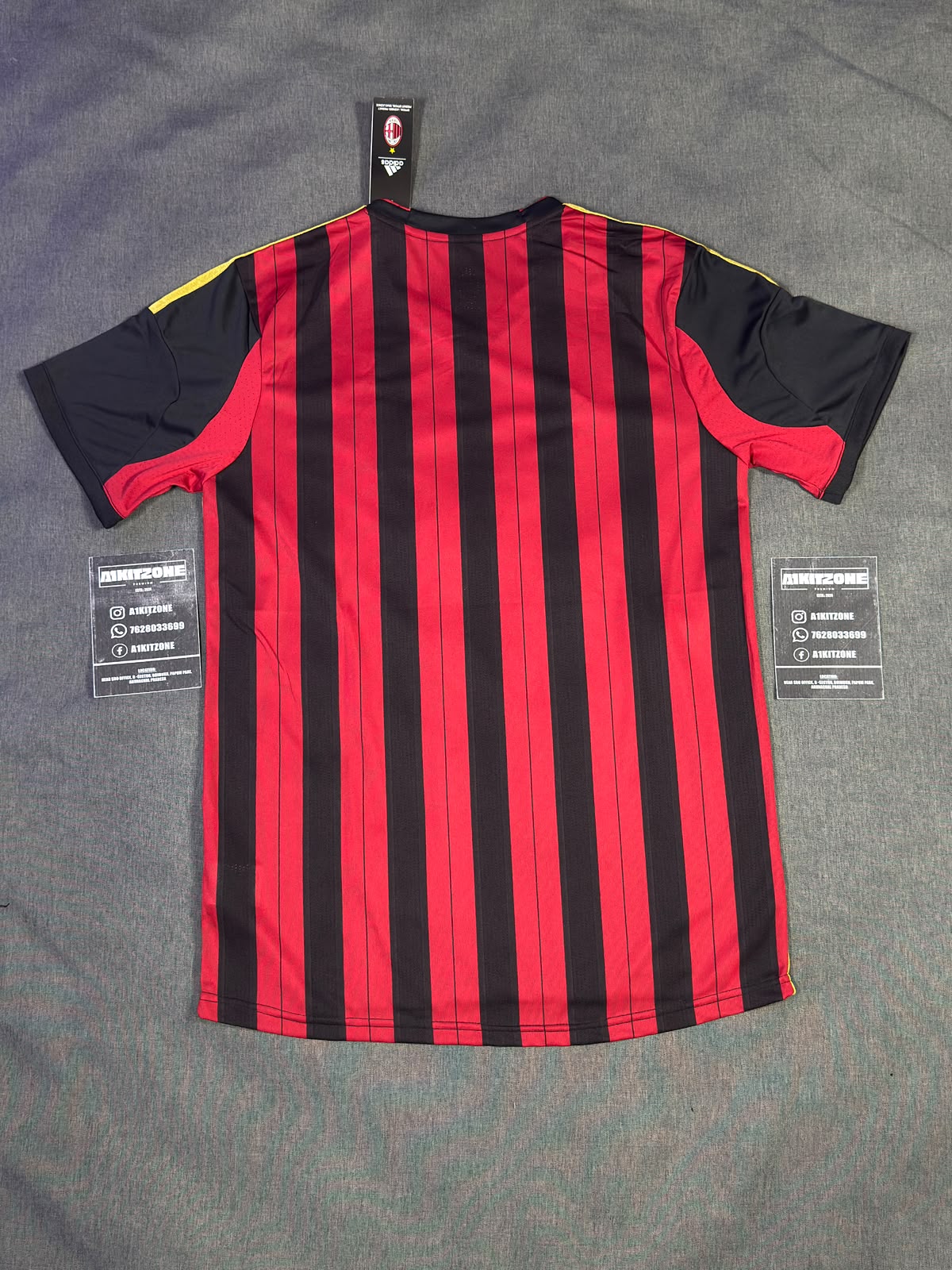 2013-14 AC Milan home — photo 4 of 4