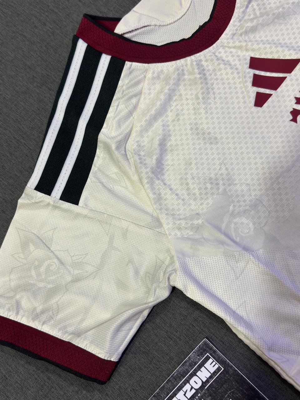 26/27 Manchester united third kit — photo 3 of 6