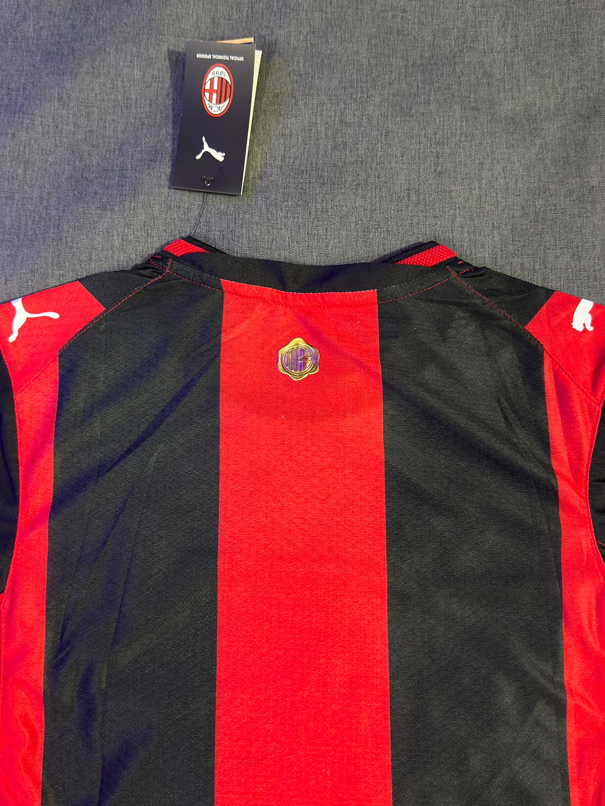 26/27 AC Milan home — photo 6 of 6