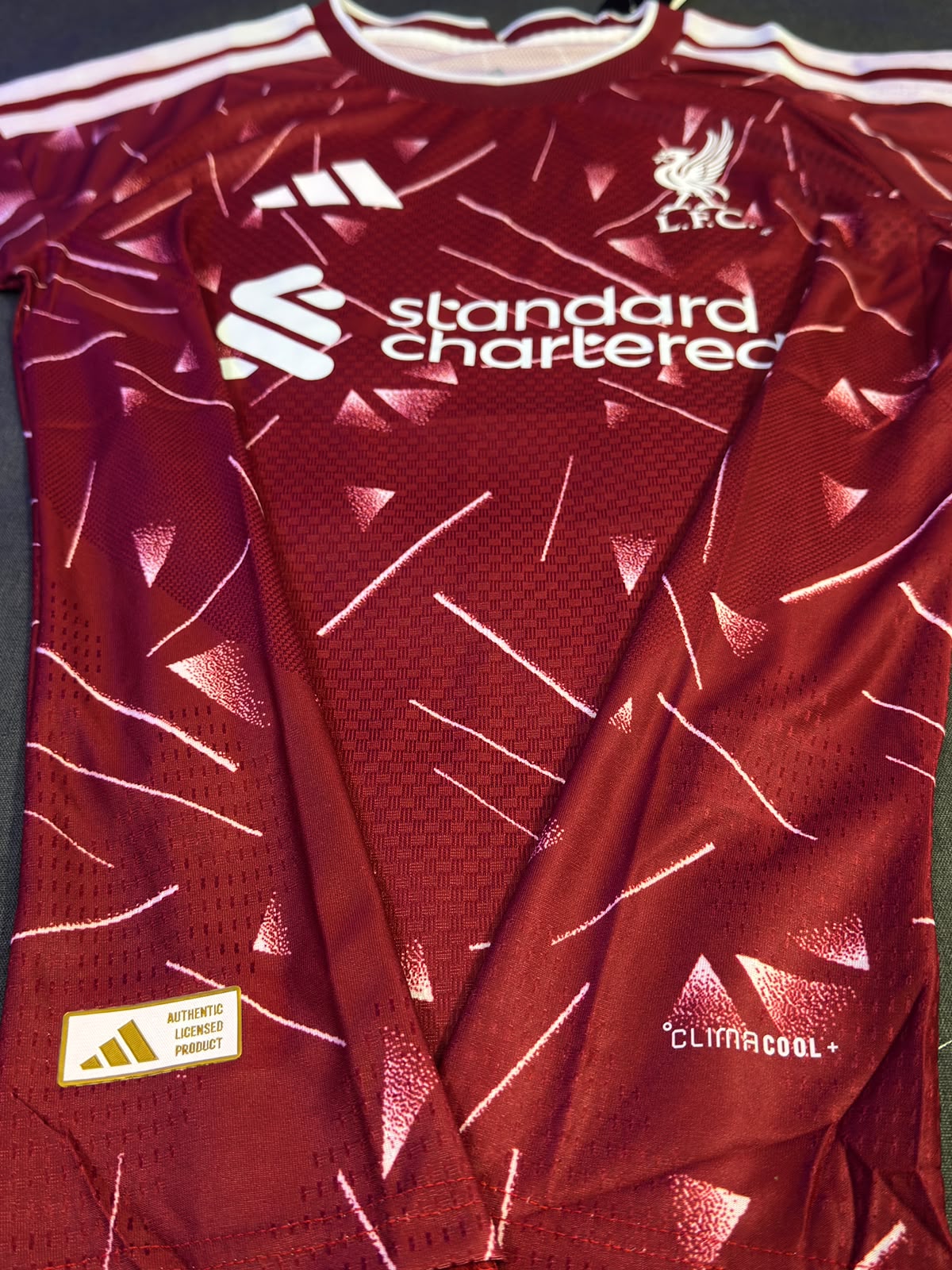 26/27 Liverpool home — photo 4 of 5