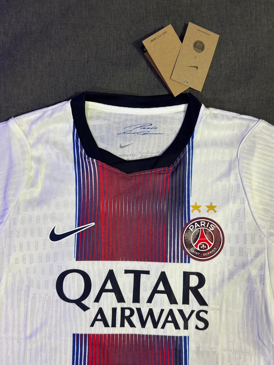 26/27 Paris Saint German-third kit — photo 2 of 4