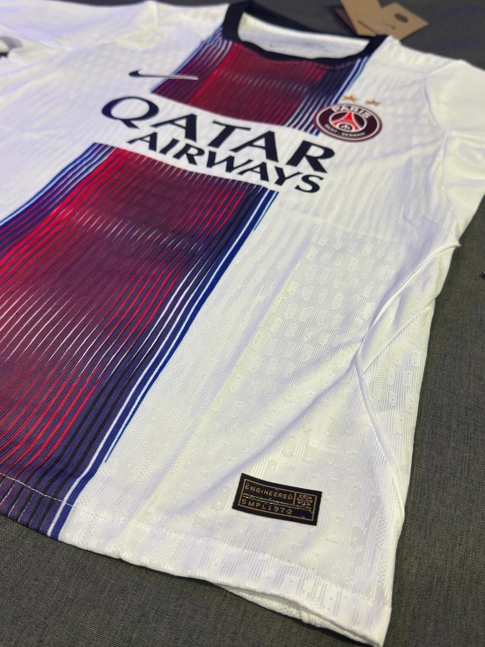 26/27 Paris Saint German-third kit — photo 3 of 4