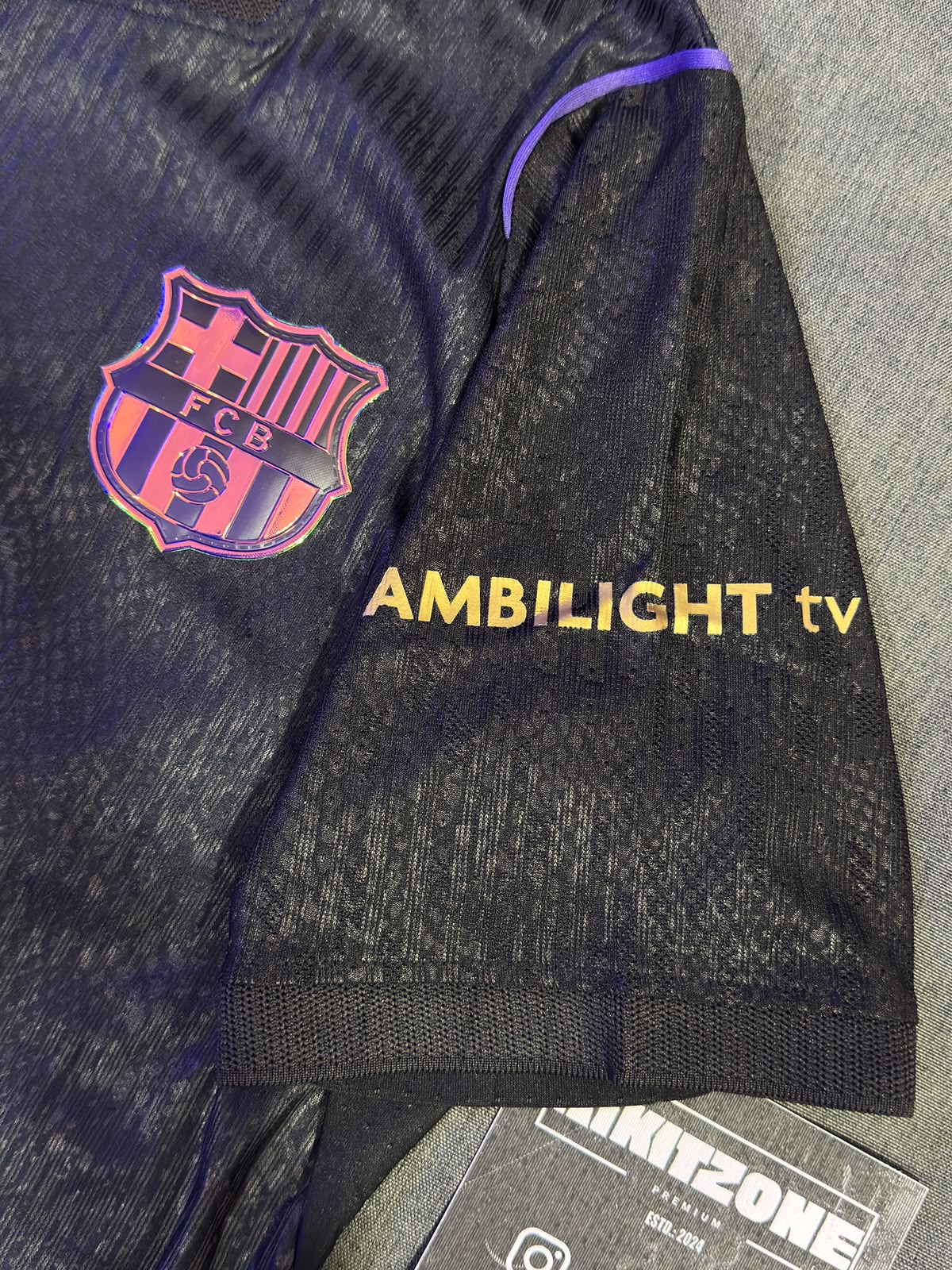 26/27 Barcelona away — photo 3 of 6