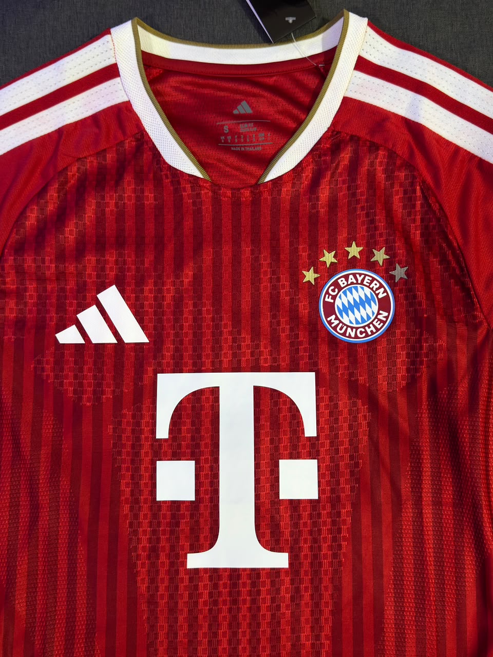 26/27 Bayern Home — photo 2 of 6