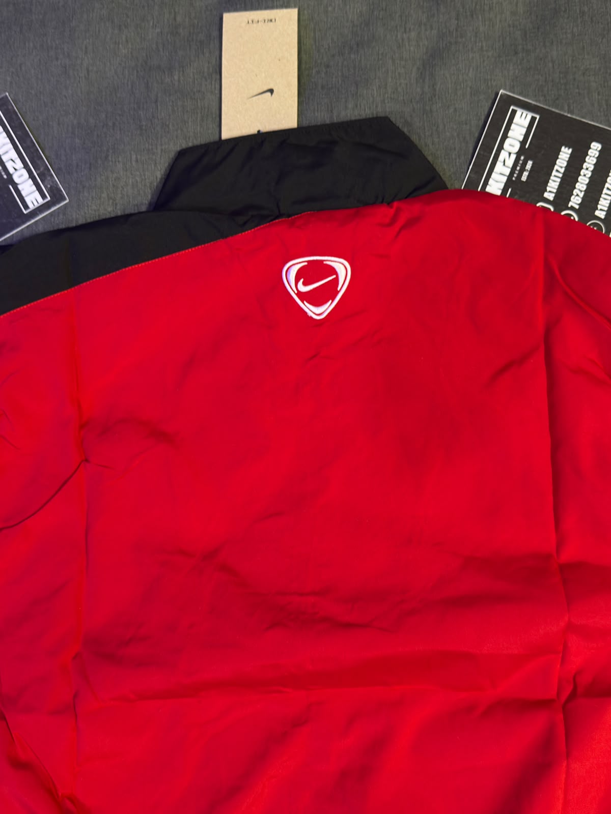 2007 Manchester united Windbreaker — photo 6 of 6