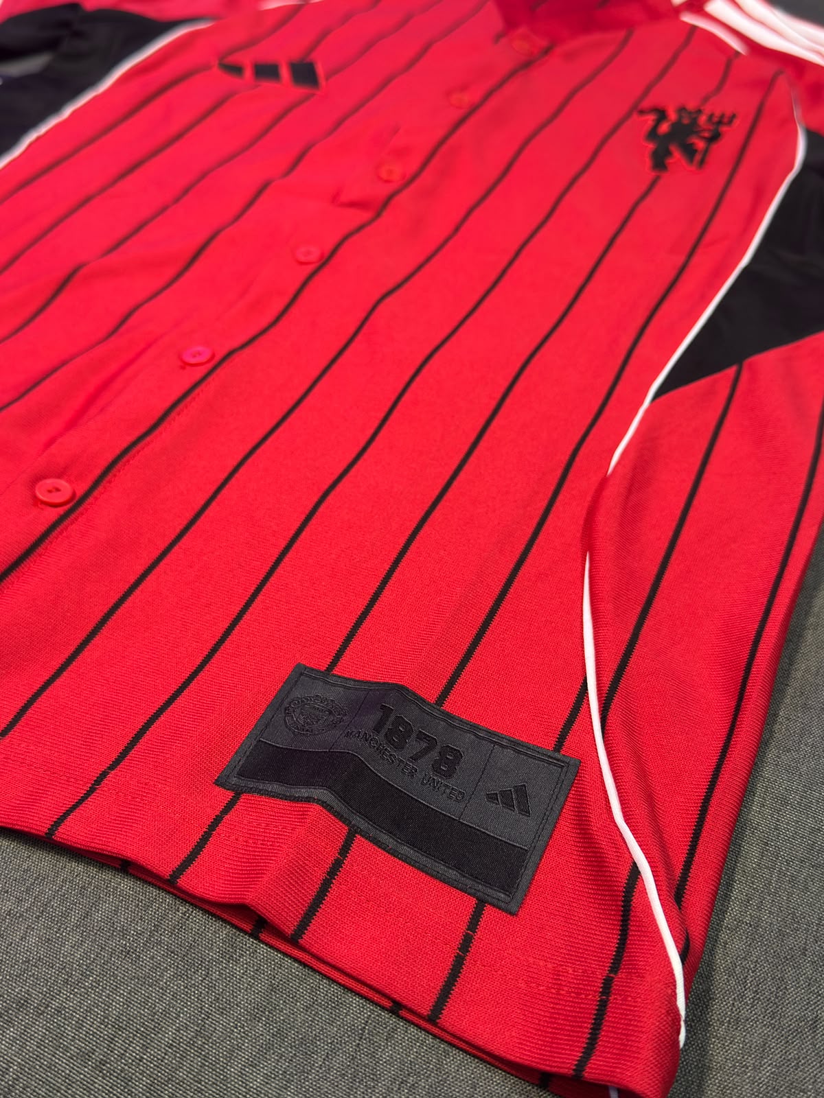 Manchester united baseball edition — photo 4 of 5